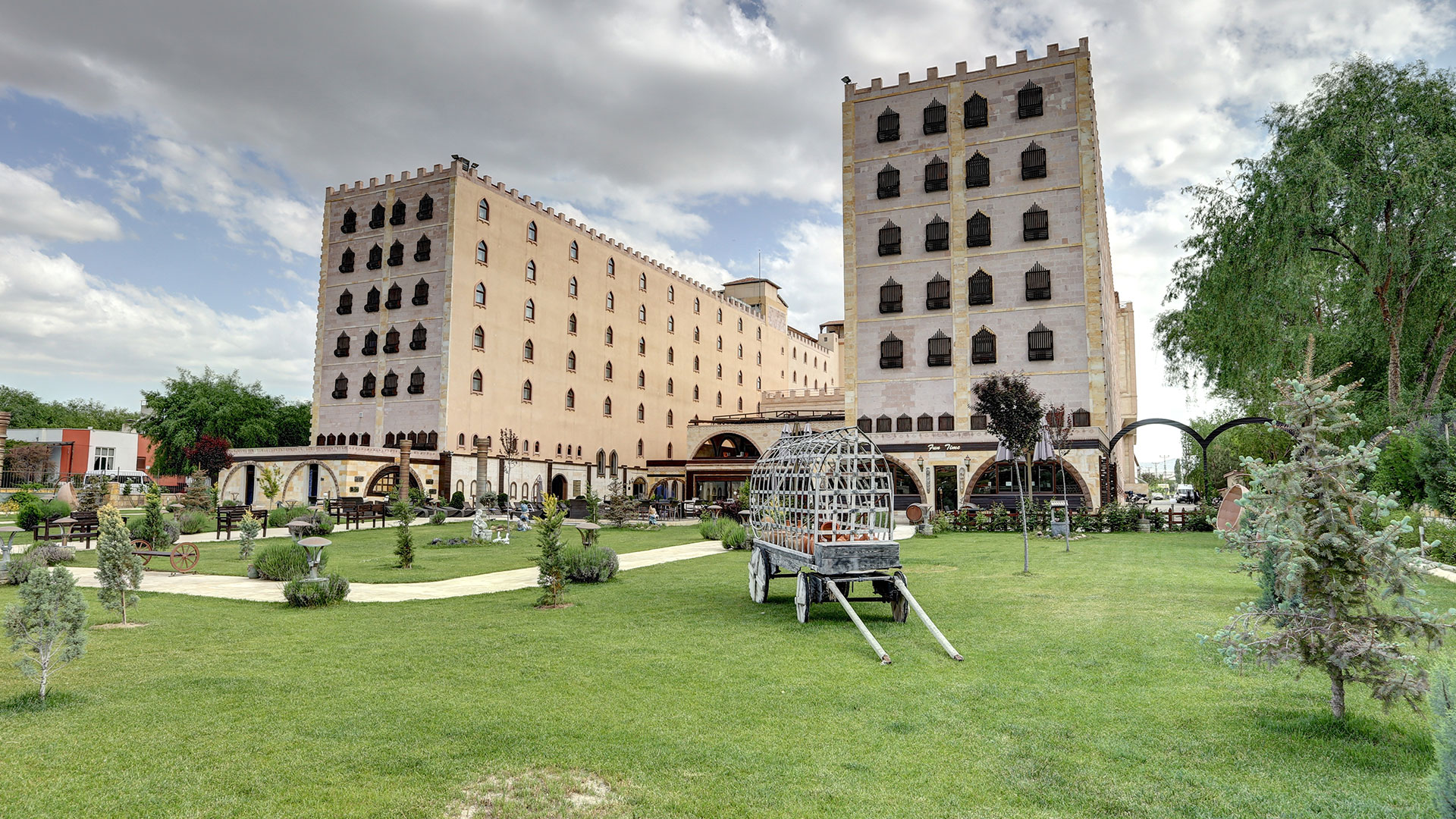 Suhan Hotel
