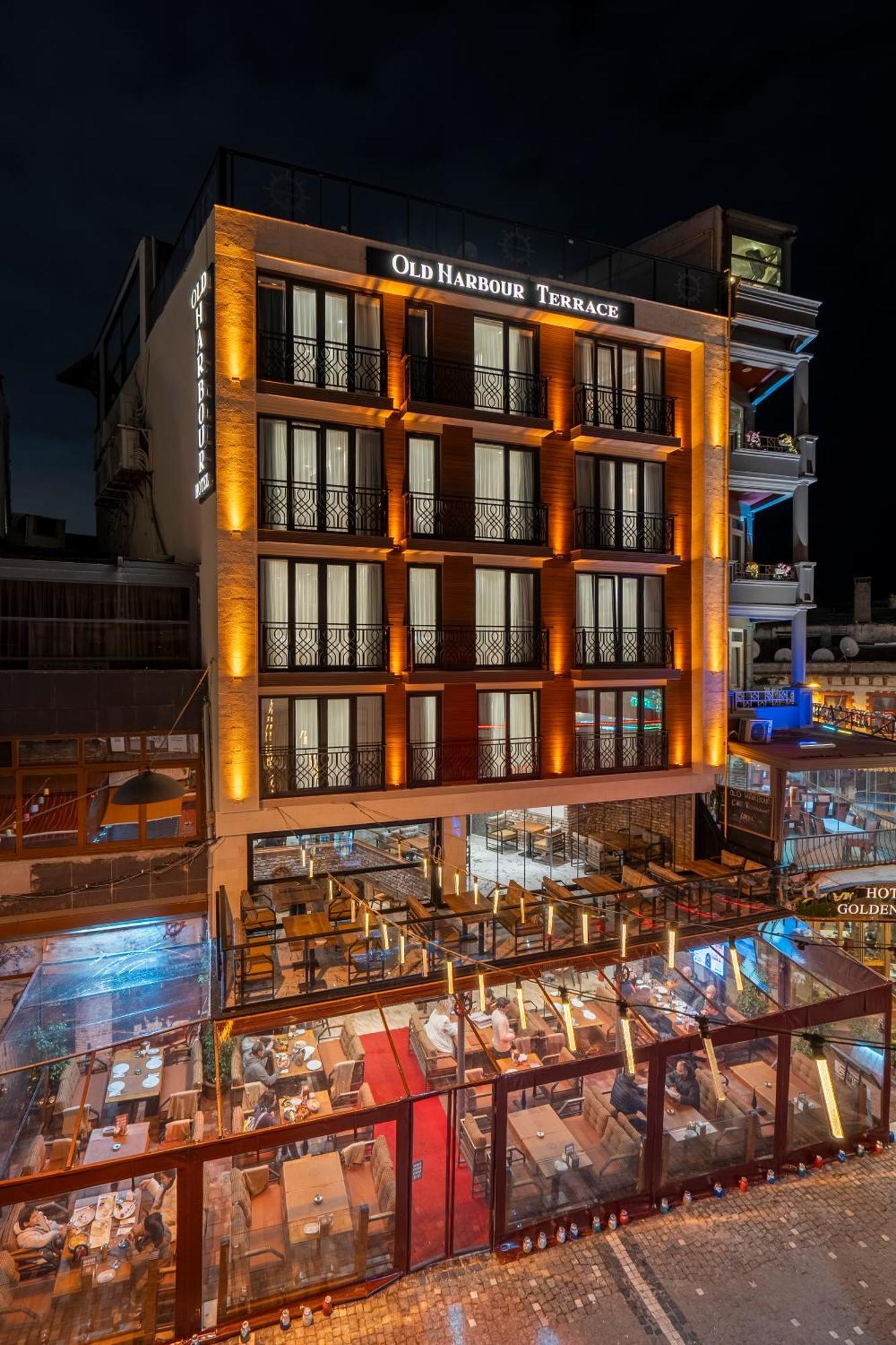 Old Harbour Hotel